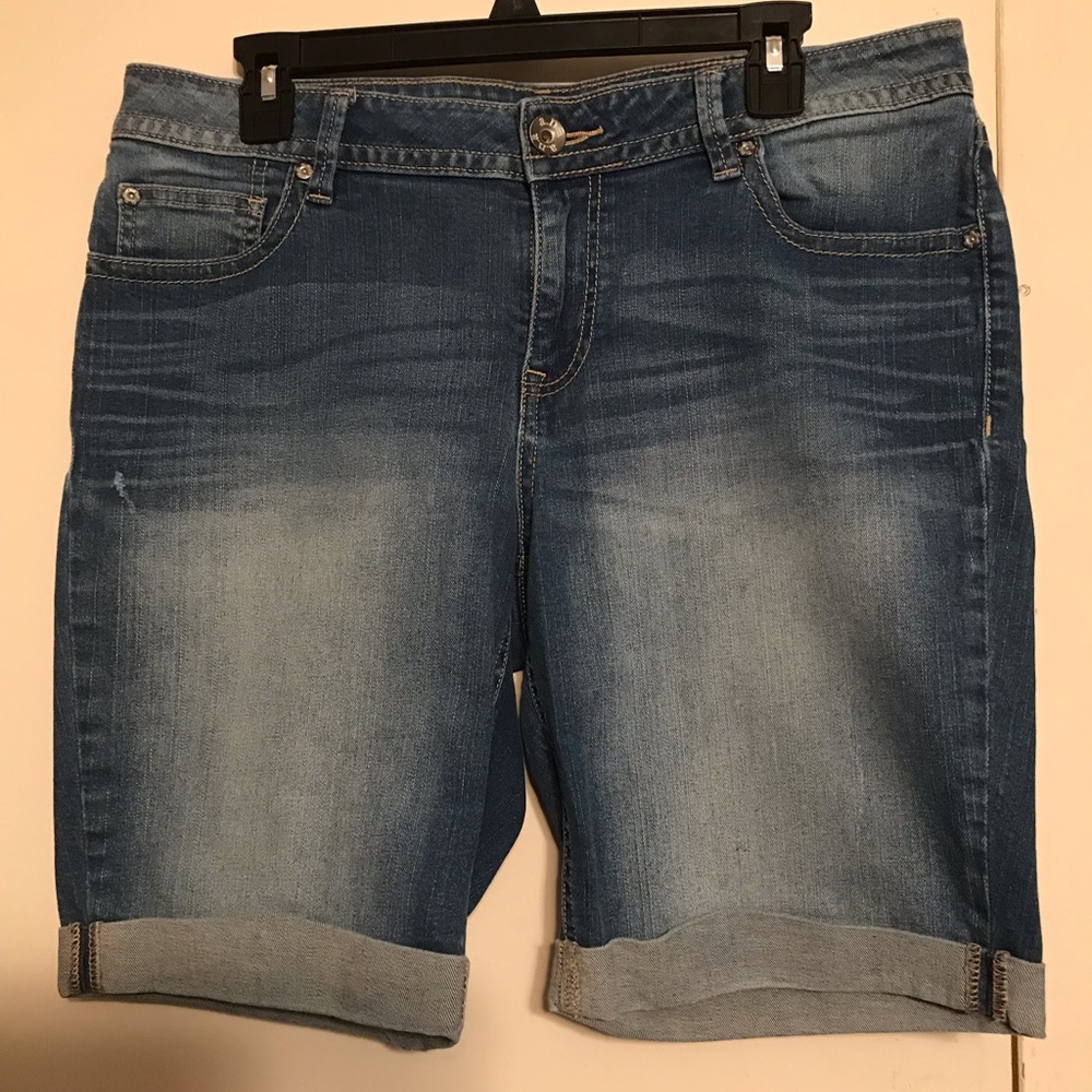 a.n.a Denim Shorts